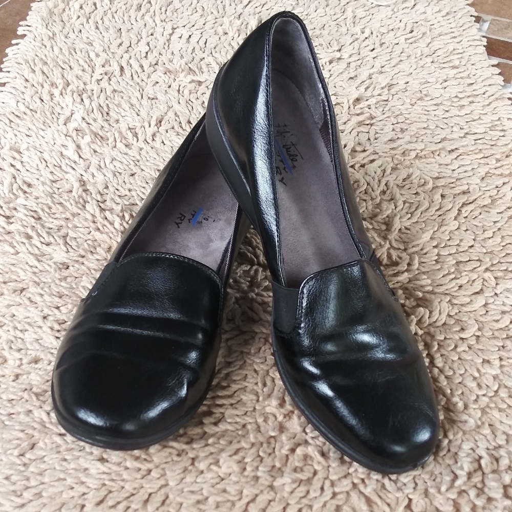 Life Stride Memory Foam Isabelle Wedge Shoes Black